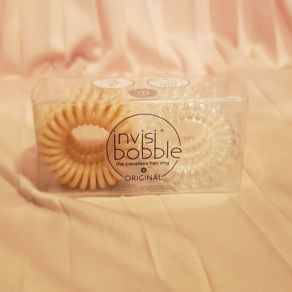 ***SOLD Invisibobble Women's Hair Rings - 6 Pack!